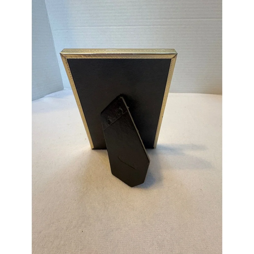 Vintage Gold‎ Tone Beaded Edge Metal Picture Frame 3.5x5 Tabletop Easel Back
